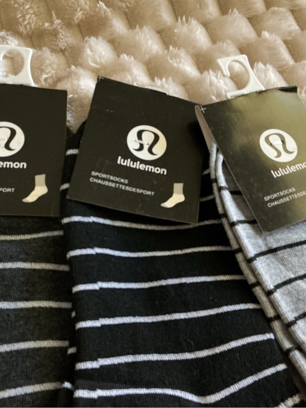 3 Pair Designer Inspired Striped Ankle Sport Socks NWT Black Gray - Picture 2 of 4